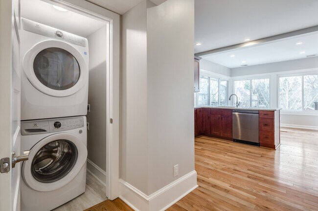 LAVADERO - 309 Warwick Rd