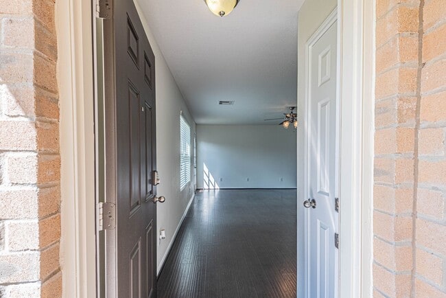 Foto del edificio - 16836 Northern Flicker Trail