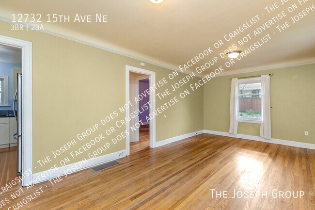 Foto del edificio - 12732 15th Ave NE