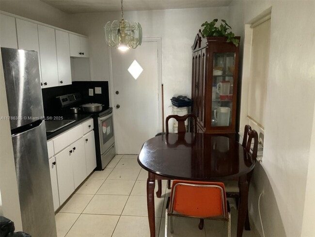 Foto del edificio - 16300 NW 19th Ct