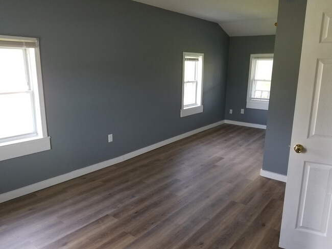 Building Photo - 3046 US-35