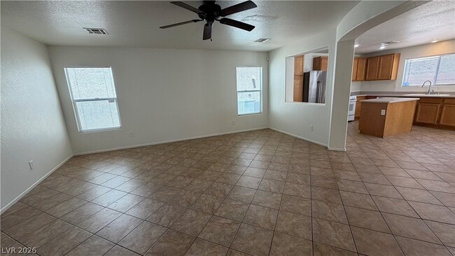 Building Photo - 718 Thornford St