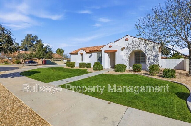 Foto del edificio - 19244 E Rosa Rd