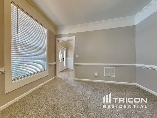 Building Photo - 320 Wisteria Way Covington GA