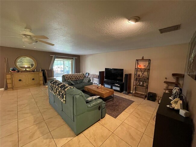 Foto del edificio - 5107 Twine St