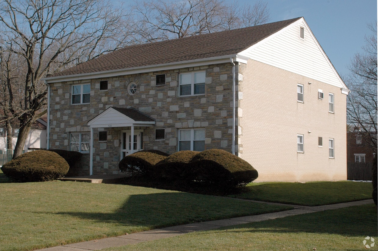 Osborne House Apartments in Hatboro, PA