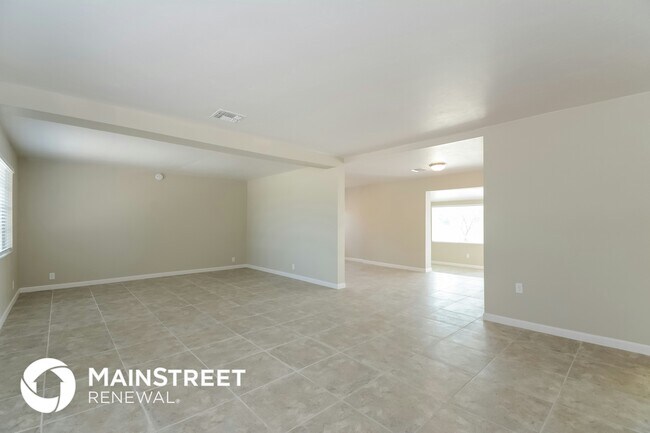 Foto del edificio - 4702 E Cecelia St