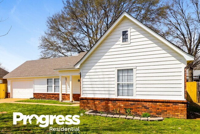 Building Photo - 3085 Lauren Dr