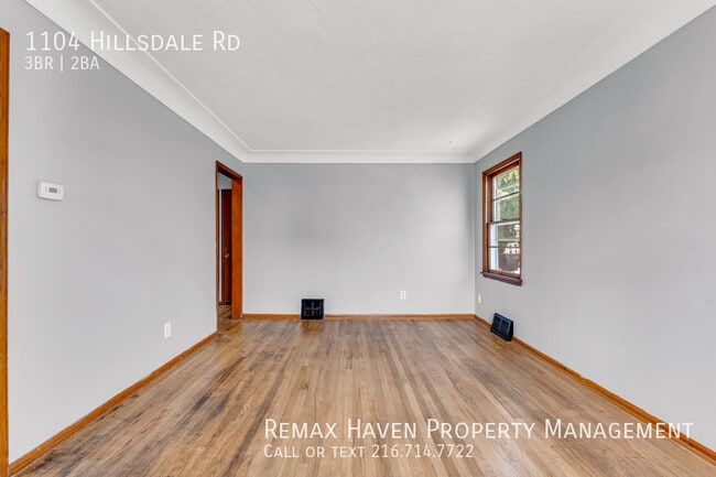 Building Photo - 1104 Hillsdale Rd