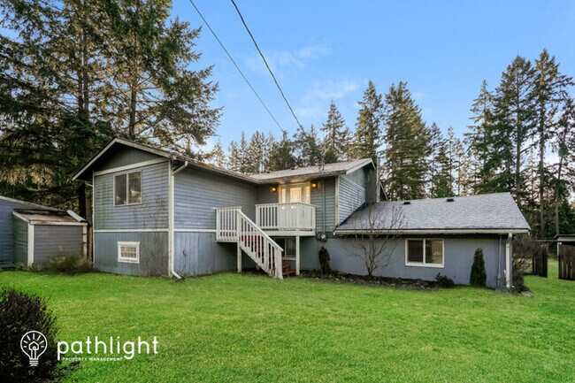 Foto del edificio - 10814 131st Street Northwest