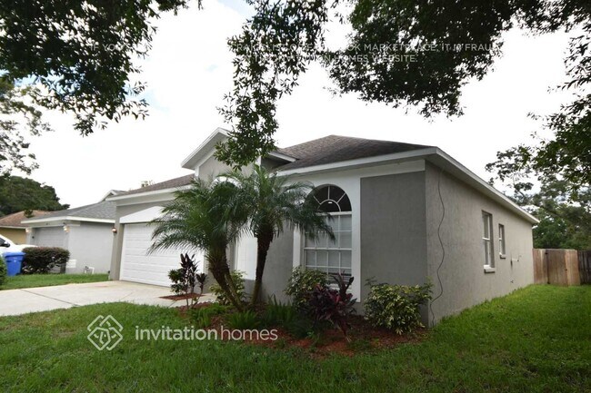 Foto del edificio - 621 Sand Ridge Dr