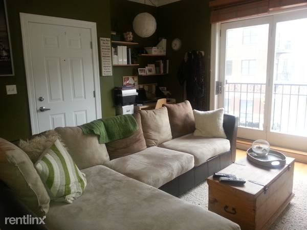 Foto del edificio - 2461 W Foster Ave