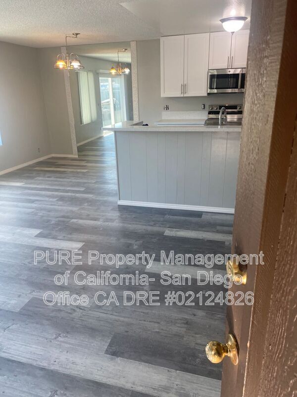 Foto del edificio - 6864 Quebec Ct