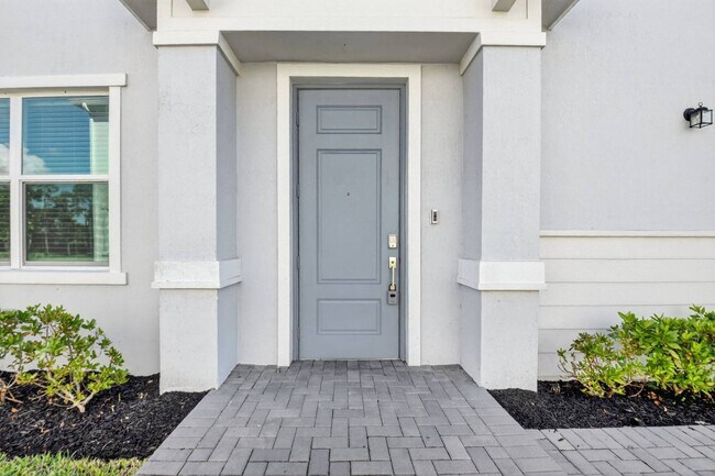 Foto del edificio - 4645 Meyerson Pl