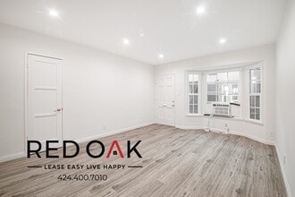 Building Photo - 2601 W 48th St