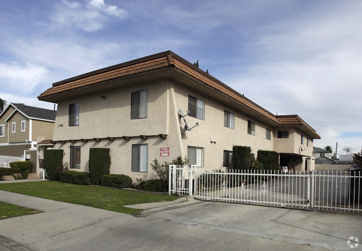 Foto del edificio - 5782 Kingman Ave