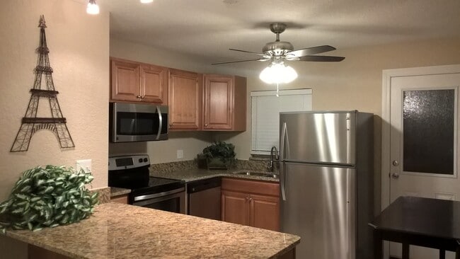 Kitchen Dining - 2512 Musselwhite Ave Apartments