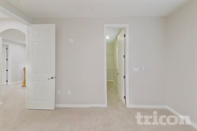 Building Photo - 33314 Portal Dr