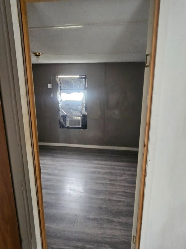 Foto del edificio - 1801 S Business 45