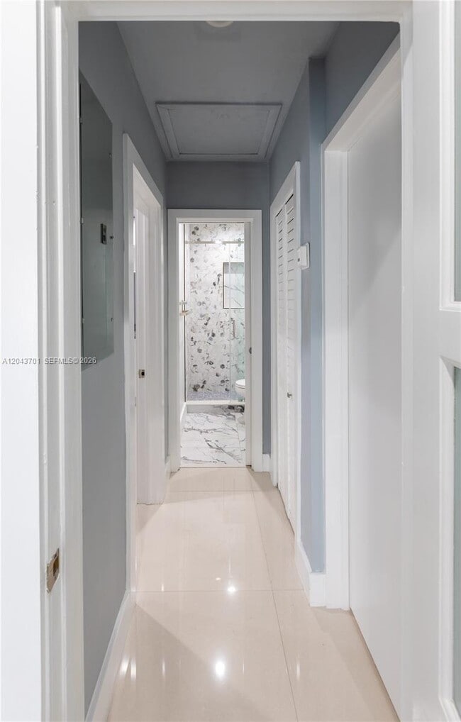 Foto del edificio - 4538 SW 1st St