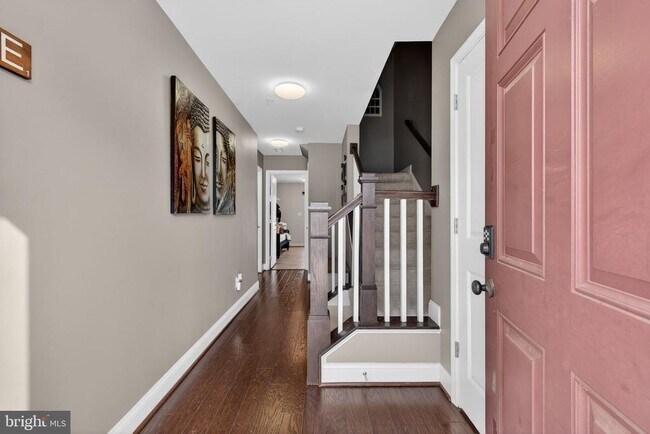 Foto del edificio - 806 Maury Ave