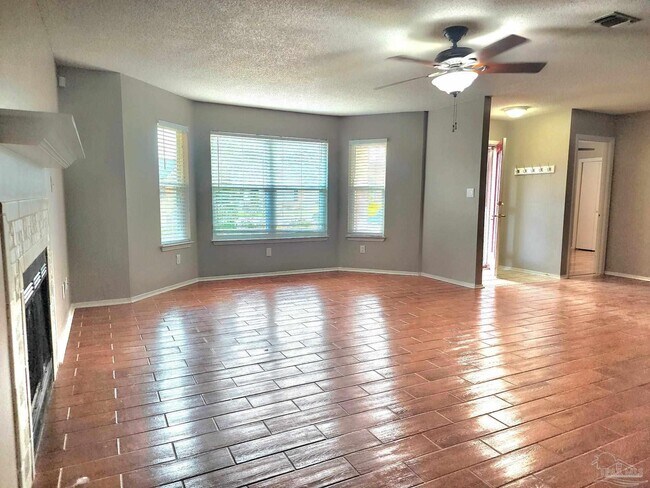 Building Photo - 3314 Marion Oaks Way