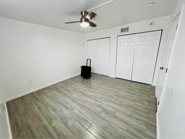 Foto del edificio - 14155 SW 87th St