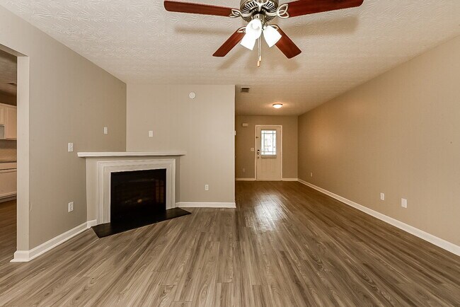 Building Photo - 1426 Persimmon Trace