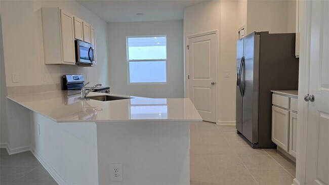 Foto del edificio - 2452 Bluestone Rd