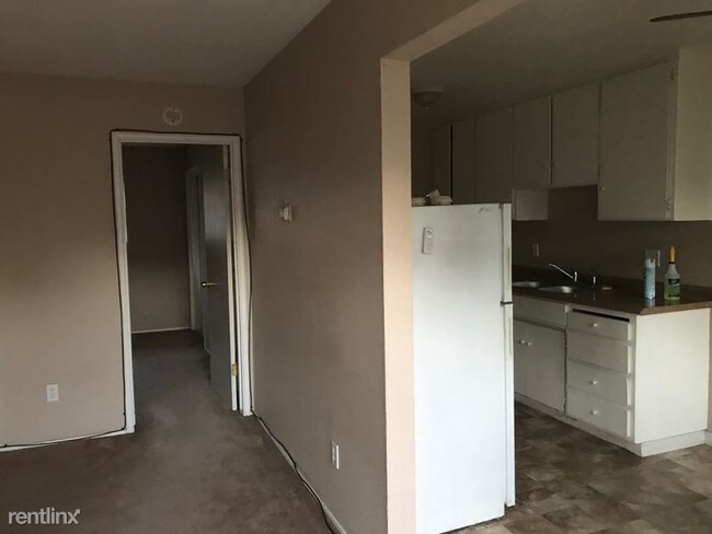 Building Photo - 1 br, 1 bath Apartment - 511 Wolfe Ave