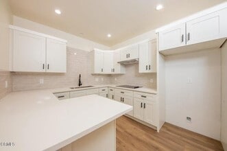 Building Photo - 3246 Altura Ave