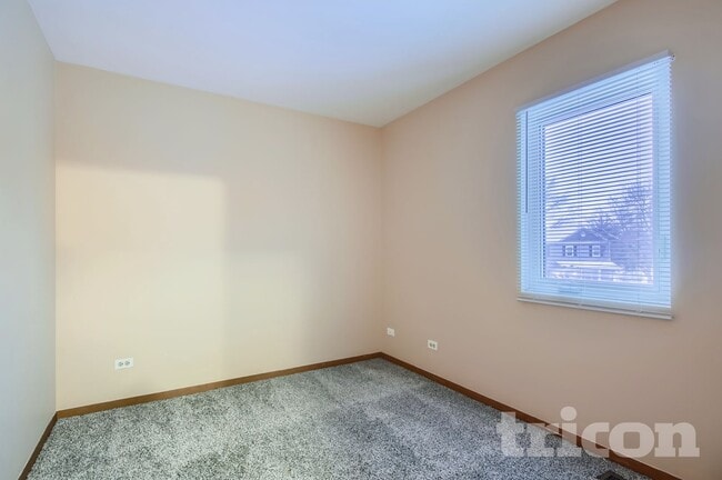 Foto del edificio - 1331 Fairfield Ct