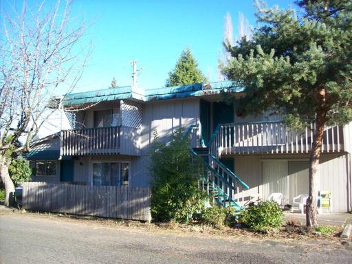 Primary Photo - 667 Israel Rd SW
