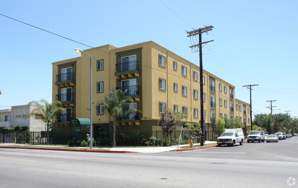 Primary Photo - Villa Bella Apartments