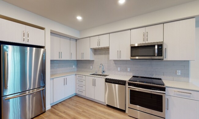 Modern Kitchen | Apartments in Hercules, CA | The Exchange Hercules Bayfront - The Exchange at Bayfront