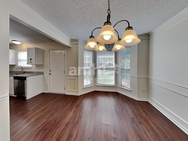 Foto del edificio - 2924 Compton Ct NW
