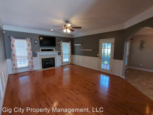 Building Photo - 3 br, 2 bath House - 8597 Flowerdale Dr