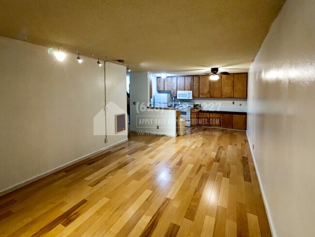 Foto del edificio - 567 Oakland Ave