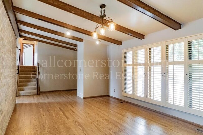 Building Photo - 3427 Clubheights Dr