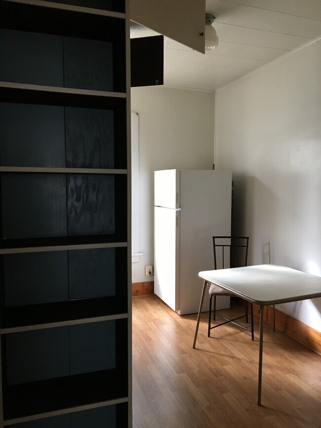 Foto del edificio - 624 N Linn St