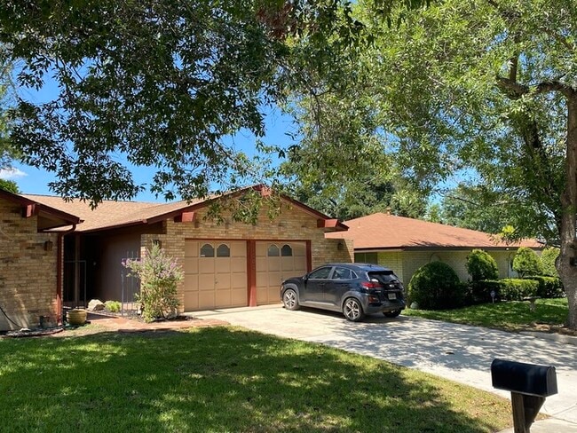 Photo - 1707 Timber Oak St House
