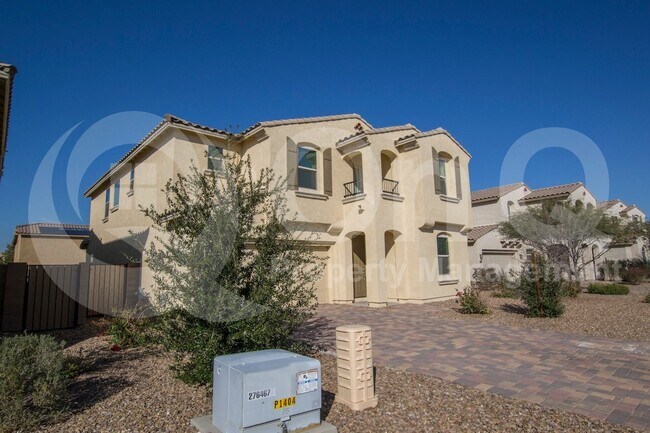 Foto del edificio - 1120 E Blue Spruce Ln