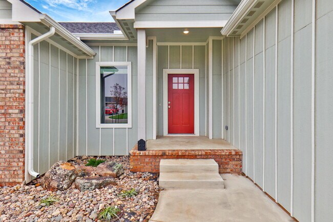 Building Photo - 4617 S Doris Ct