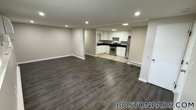Foto del edificio - 310 Thompson Rd