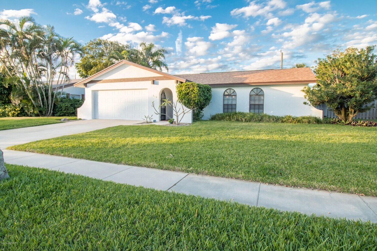 210 Maple Dr, Satellite Beach, FL 32937 House for Rent in Satellite
