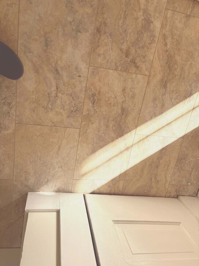 Foto del edificio - 2410 W Douglas Ave