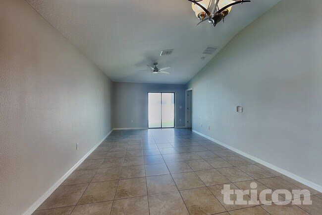 Foto del edificio - 10129 Carloway Hills Dr