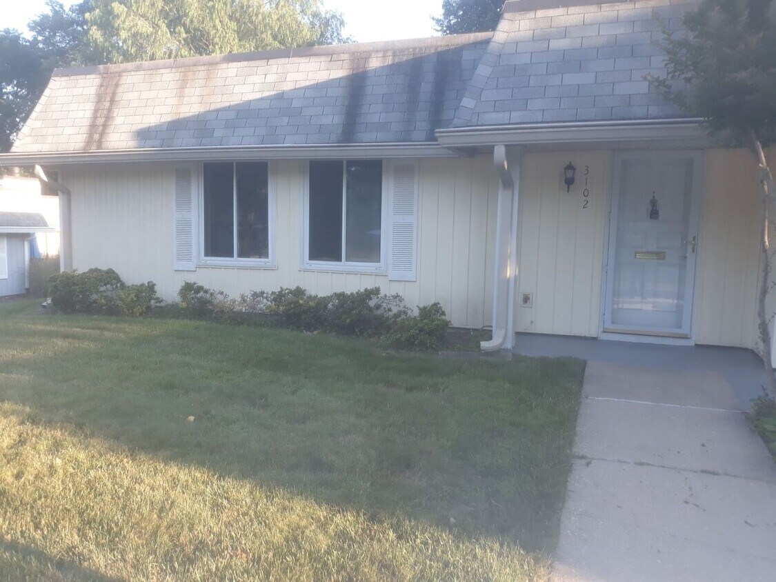 3102 Farnborough Ct Unit 256, Silver Spring, MD 20906 Condo for Rent
