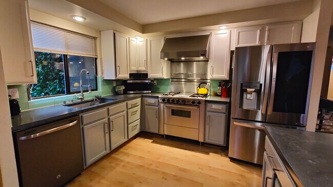 Foto del edificio - 712 SW 327th St