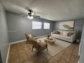 Building Photo - 4061 N Dixie Hwy